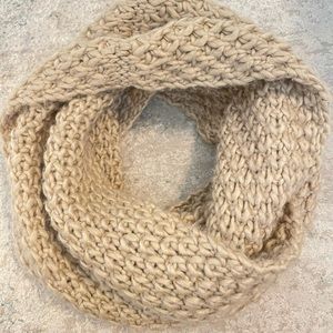 Knitted infinity scarf